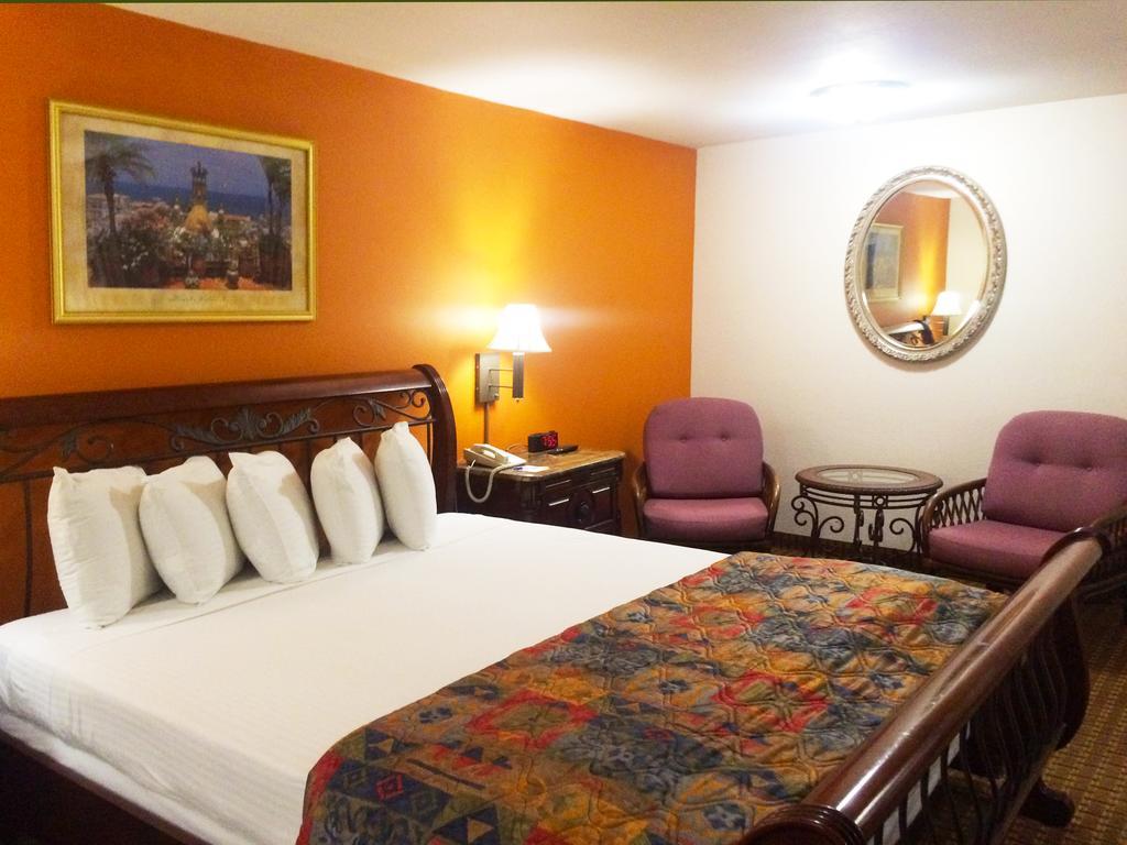 Days Inn Harbor View Σαν Ντιέγκο Δωμάτιο φωτογραφία