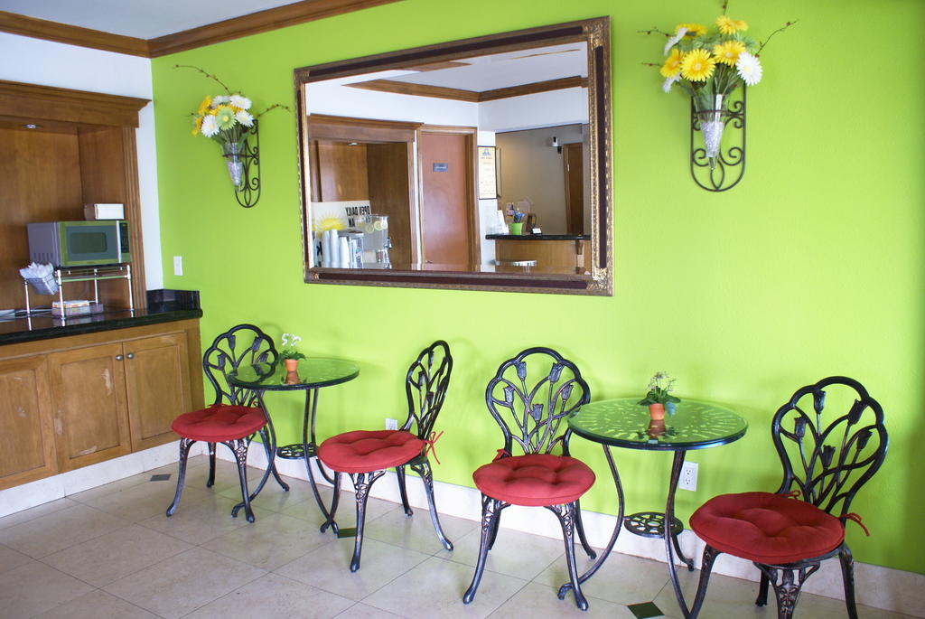 Days Inn Harbor View Σαν Ντιέγκο Εξωτερικό φωτογραφία